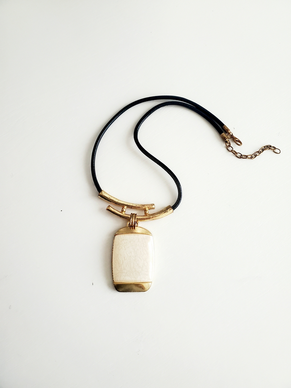 Gold-Tone Pendant Necklace with Cream Resin Inlay